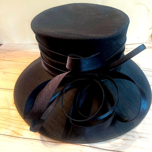 Giovannio Design in England Extra Wide Brimmed Fancy Navy Blue Derby Tea Hat - Picture 11 of 11